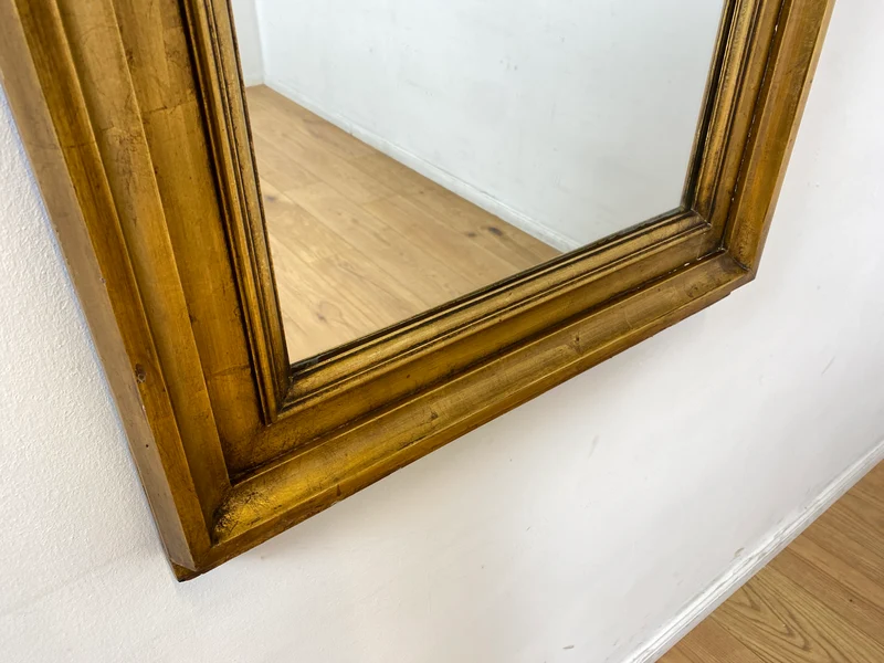 WMK I Schöner 72x130cm großer antiker Wandspiegel mit goldfarbenem Holzrahmen & Alterspatina