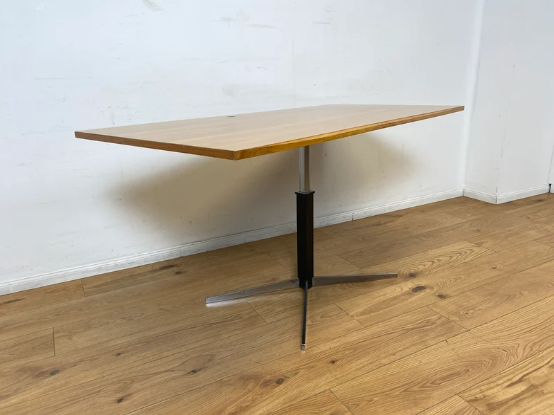 WMK I Stilvoller höhenverstellbarer 70er Jahre Designer Tisch von Wilhelm Renz