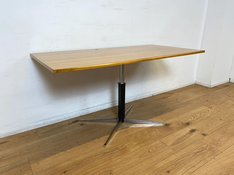 WMK I Stilvoller höhenverstellbarer 70er Jahre Designer Tisch von Wilhelm Renz