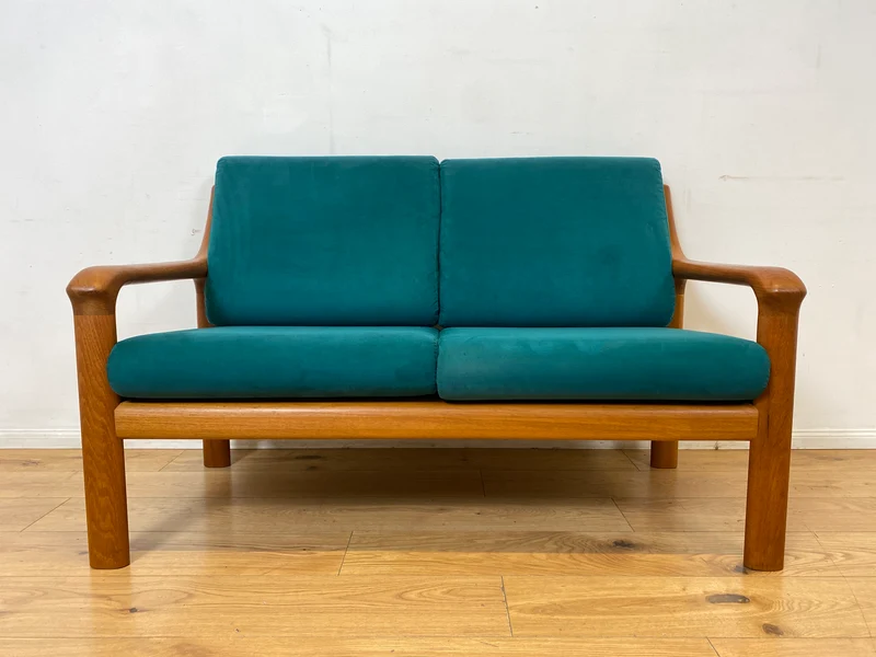 WMK I Hochwertiges skandinavisches Designersofa von Holstebro Møbelfabrik in Petrol Blau I Teakholz