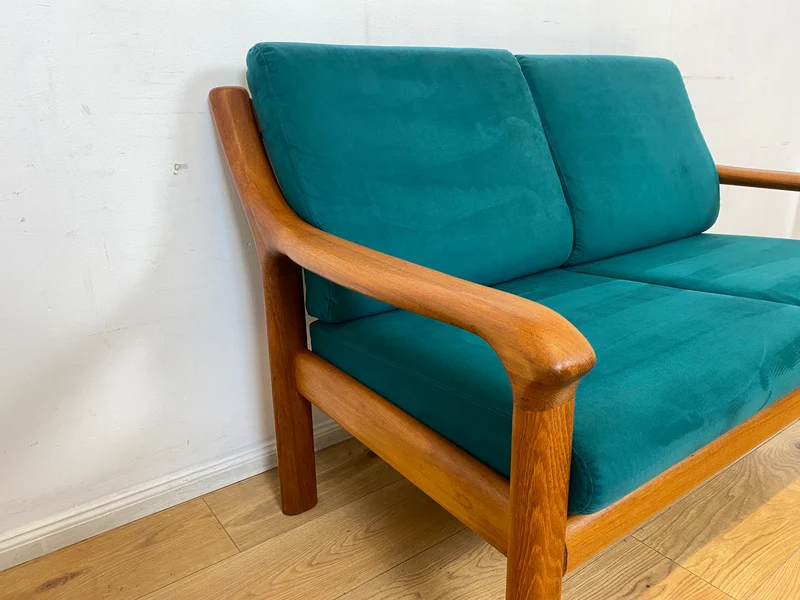 WMK I Hochwertiges skandinavisches Designersofa von Holstebro Møbelfabrik in Petrol Blau I Teakholz