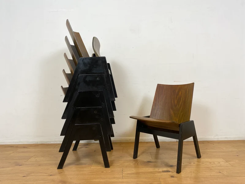 WMK I 1/5 Stilvoller & seltener stapelbarer Mid-Century Klappstuhl in Eichenholz