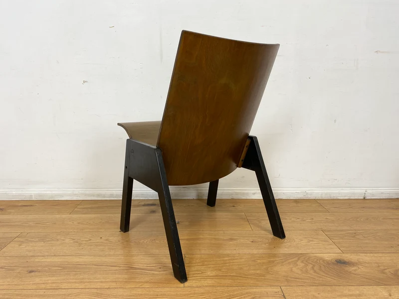 WMK I 1/5 Stilvoller & seltener stapelbarer Mid-Century Klappstuhl in Eichenholz