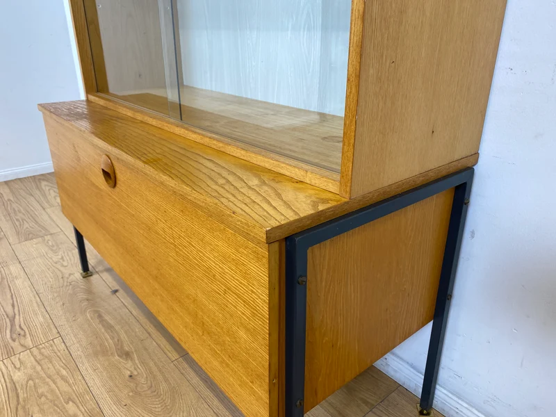 WMK I Stilvolles modulares Designer Regalsystem 430 I Joachim Nebelung für VEB Hellerau mit Vitrine