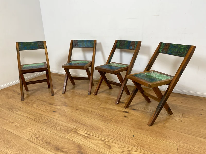 Boatwood by WMK # 4er Set besonderer Klappstühle aus altem Bootsholz I handgefertigte Unikate in original Farben