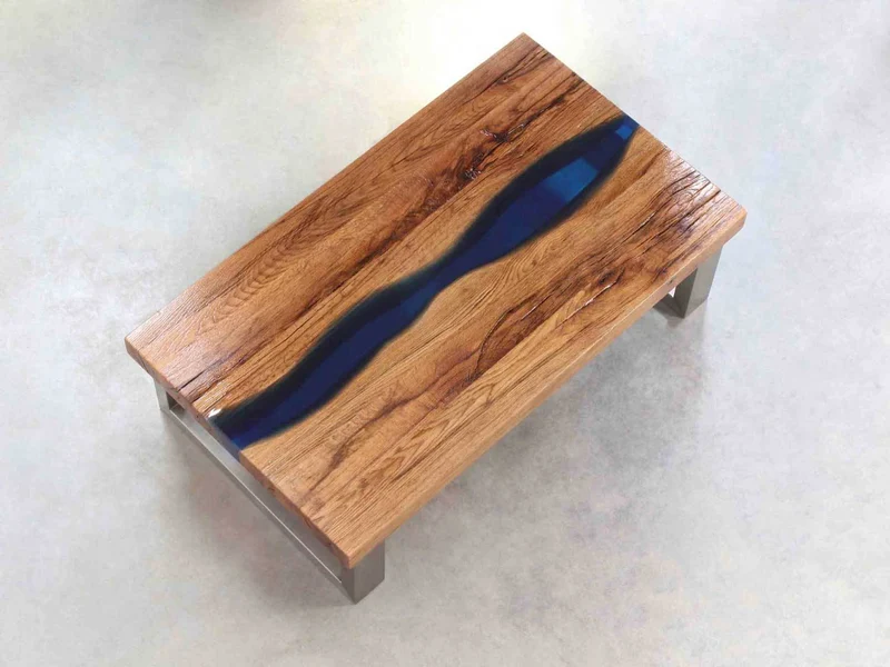 Couchtisch Eiche auf Maß mit Epoxidharz