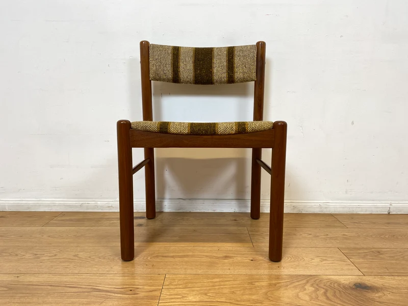WMK I Set aus 6 stilvollen skandinavischen Mid-Century Designer Stühlen von Farstrup
