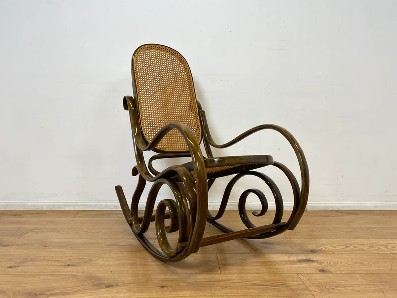 WMK I Eleganter italienischer Bugholz Schaukel Stuhl mit Wiener Geflecht von Sautto & Liberale im Thonet Stil, 1930-1960
