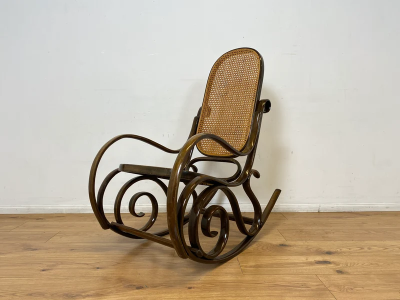WMK I Eleganter italienischer Bugholz Schaukel Stuhl mit Wiener Geflecht von Sautto & Liberale im Thonet Stil, 1930-1960