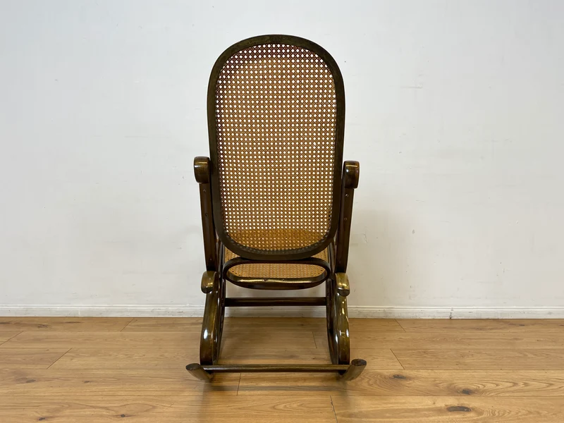 WMK I Eleganter italienischer Bugholz Schaukel Stuhl mit Wiener Geflecht von Sautto & Liberale im Thonet Stil, 1930-1960