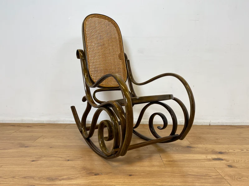WMK I Eleganter italienischer Bugholz Schaukel Stuhl mit Wiener Geflecht von Sautto & Liberale im Thonet Stil, 1930-1960