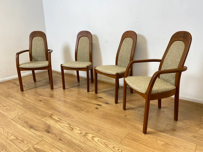 WMK I Set aus 4 hochwertigen skandinavischen Designer Stühlen I Holstebro Møbelfabrik