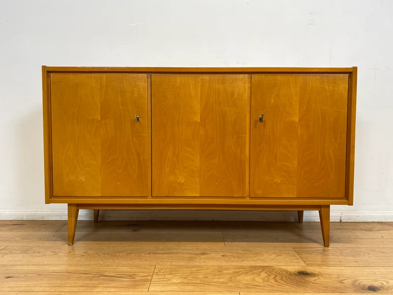 WMK I Versand 85€ I Stilvolles helles Mid-Century Sideboard aus 1965 von VEB Südthüringer Möbelwerken Themar