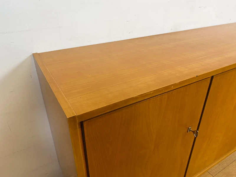 WMK I Versand 85€ I Stilvolles helles Mid-Century Sideboard aus 1965 von VEB Südthüringer Möbelwerken Themar