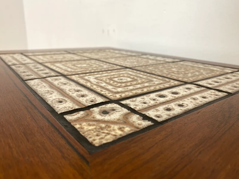 WMK Hochwertiger skandinavischer Mid-Century 3-in-1 Satztisch aus Palisander mit kunstvollen Fliesen