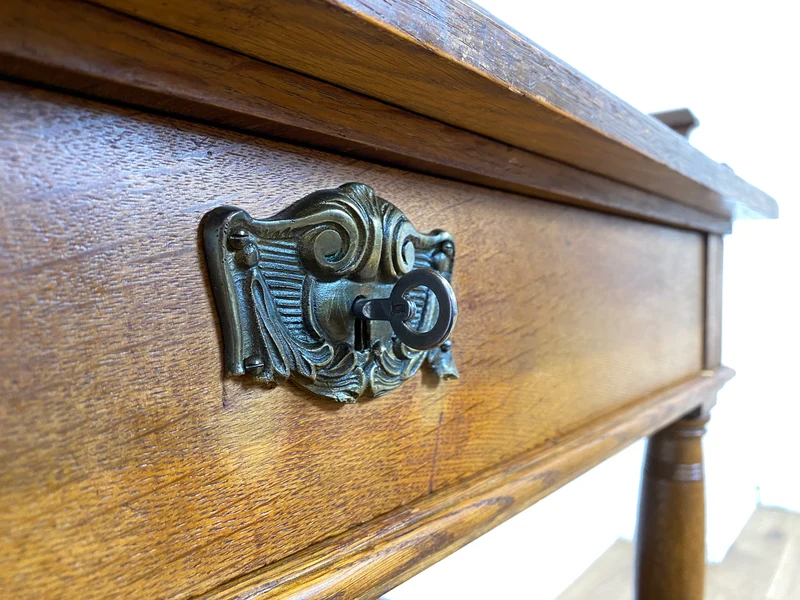 WMK # Sehr gut erhaltene nordische antike Anrichte, Vollholz, mit Schublade & Ablagen