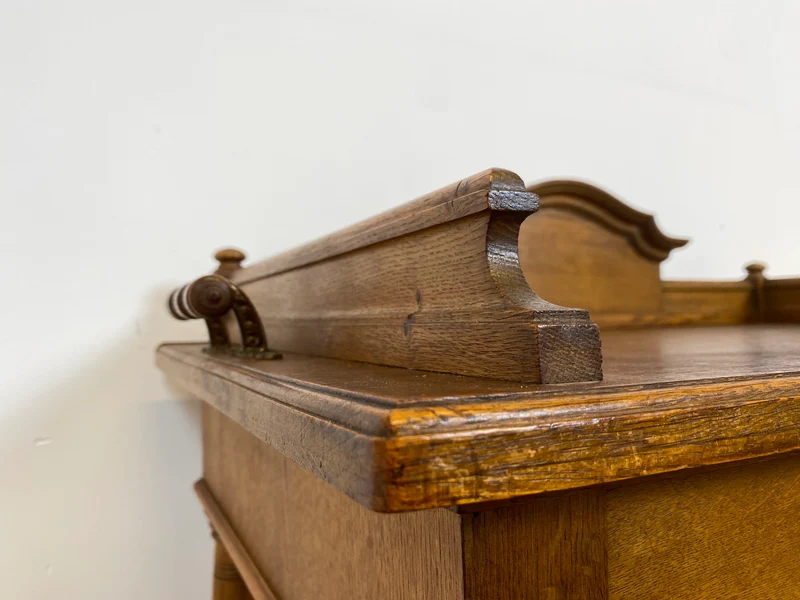 WMK # Sehr gut erhaltene nordische antike Anrichte, Vollholz, mit Schublade & Ablagen