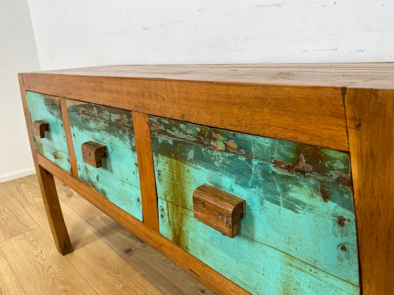 Boatwood by WMK # Formschönes Sideboard mit drei Schubladen, ein aus altem Bootsholz handgefertigtes Unikat aus massivem Teakholz