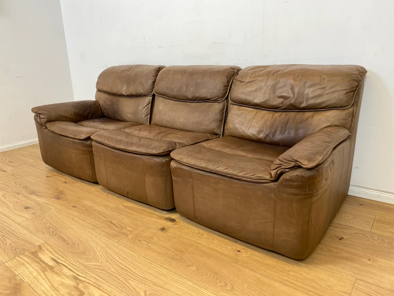 WMK Schöne & äußerst bequeme modulare Vintage Sitzgarnitur aus Sessel , 2er & 3er Sofa in Echtleder mit Patina