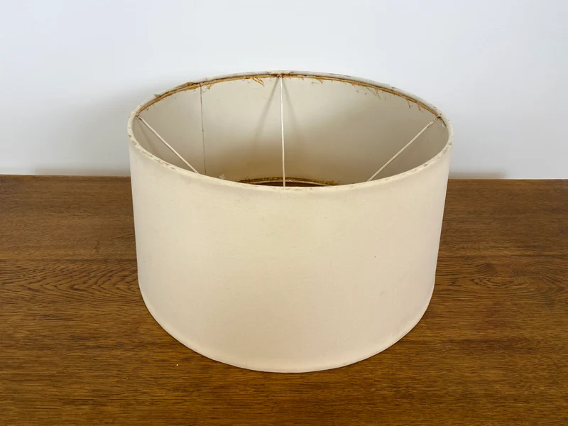 Boatwood by WMK # 1/3 Einzigartige Tischlampe mit Lampenfuß aus altem Bootsholz und weißem Lampenschirm, ein handgefertigtes Unikat in Originalfarben