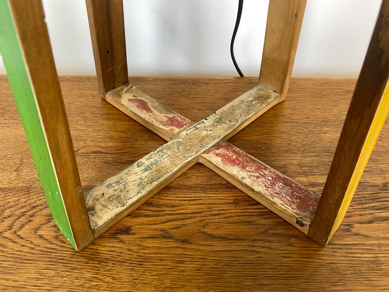 Boatwood by WMK # 1/3 Einzigartige Tischlampe mit Lampenfuß aus altem Bootsholz und weißem Lampenschirm, ein handgefertigtes Unikat in Originalfarben