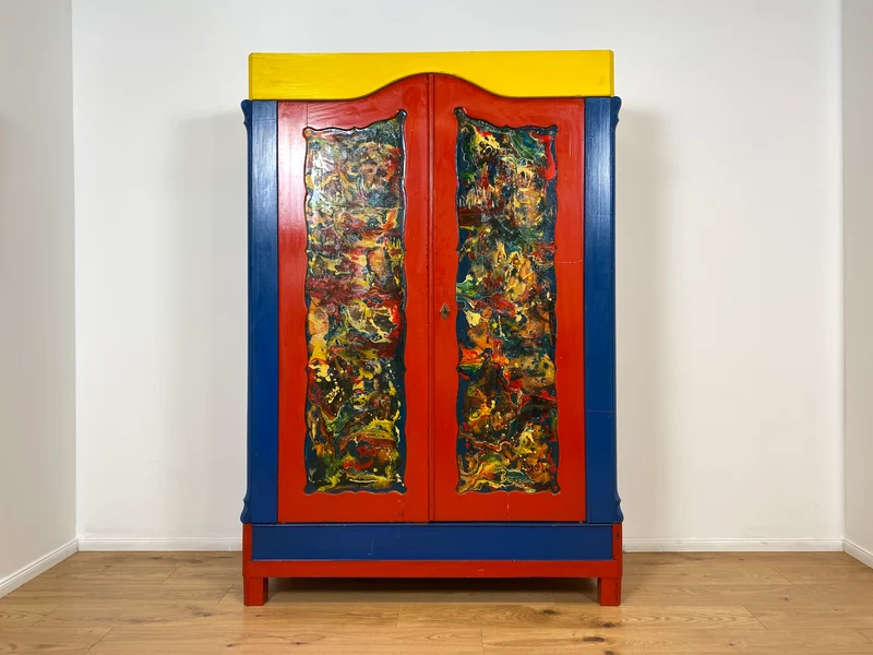 WMK # Schrank oder Kunst? Ein Unikat! Kunstvoll gestalteter antiker Kleiderschrank aus vollem Holz