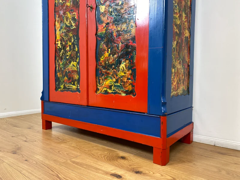WMK # Schrank oder Kunst? Ein Unikat! Kunstvoll gestalteter antiker Kleiderschrank aus vollem Holz