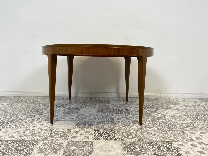 WMK Besonders schöner & sehr gut erhaltener runder skandinavischer Designer Couchtisch von Ole Wanscher für AJ Iversen aus den 1950ern