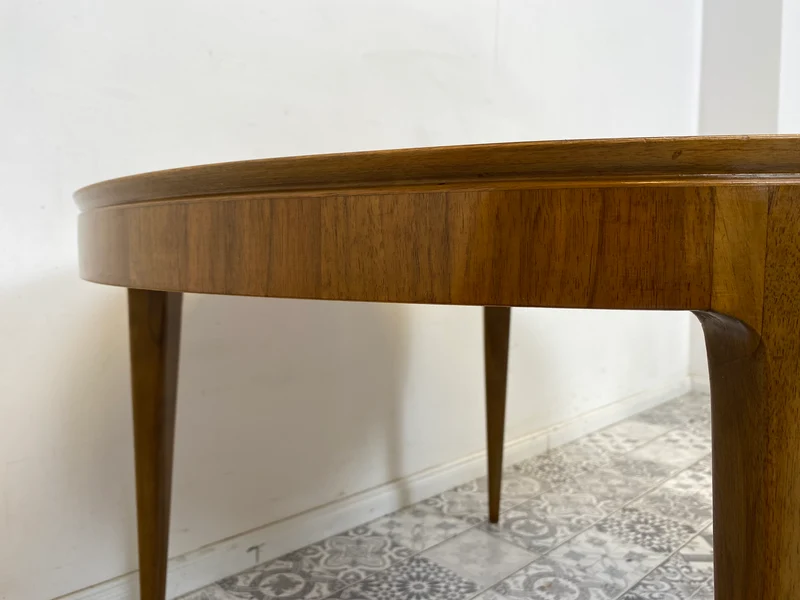 WMK Besonders schöner & sehr gut erhaltener runder skandinavischer Designer Couchtisch von Ole Wanscher für AJ Iversen aus den 1950ern