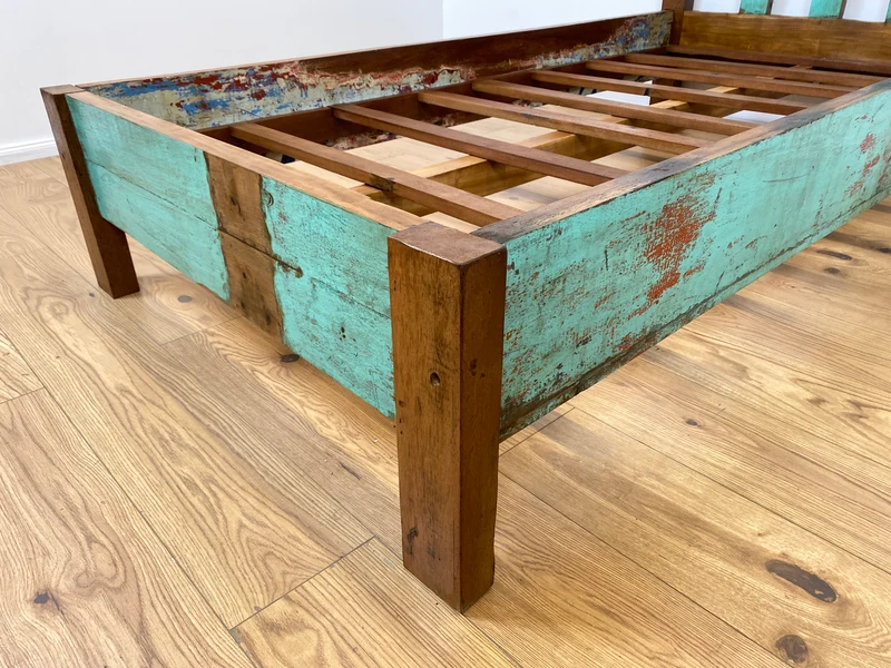 Boatwood by WMK # Schönes & nachhaltiges Einzelbett für Matratzen 100x200 aus altem Bootsholz, ein handgefertigtes Unikat aus massivem Teakholz