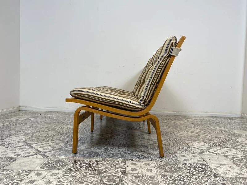 WMK Formschönes, minimalistisches und sehr gut erhaltenes skandinavisches Designerssofa von Karl-Erik Ekselius für JOC Vetlanda