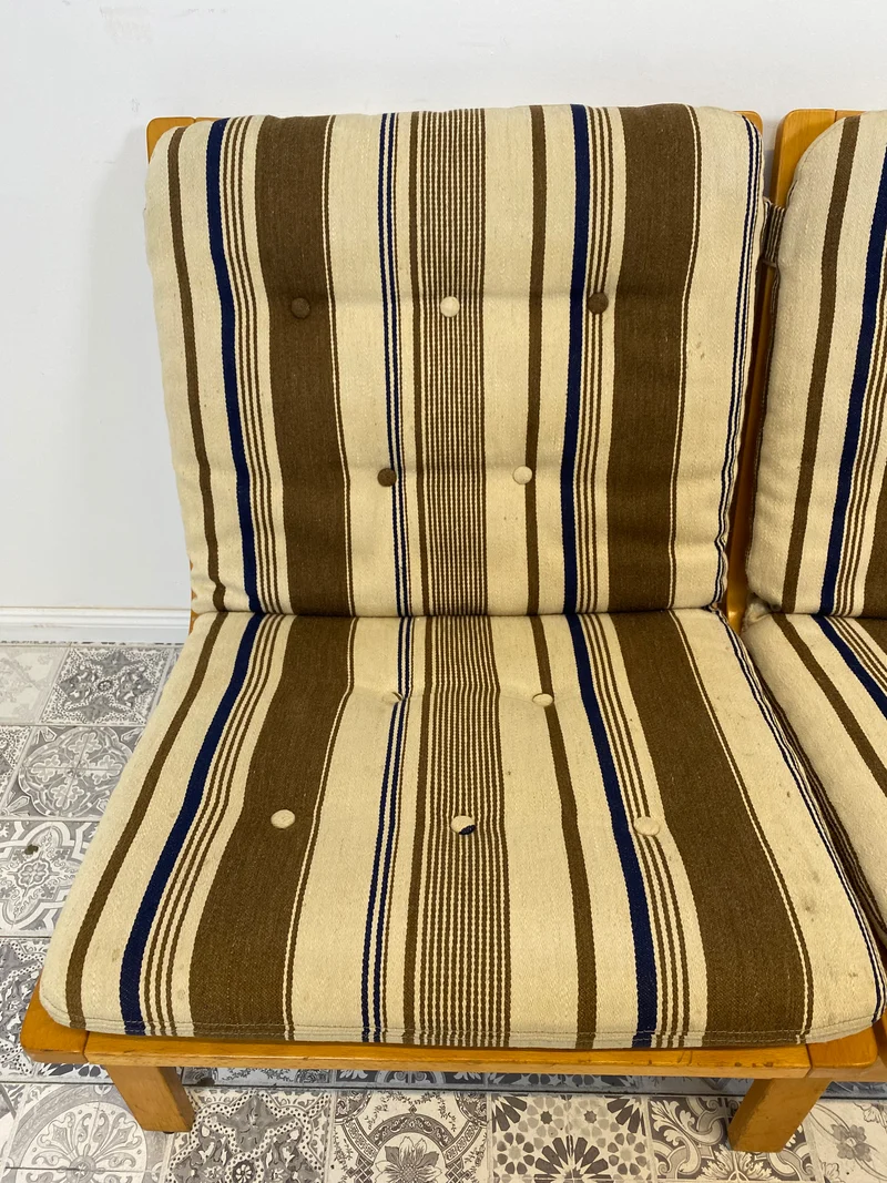 WMK Formschönes, minimalistisches und sehr gut erhaltenes skandinavisches Designerssofa von Karl-Erik Ekselius für JOC Vetlanda