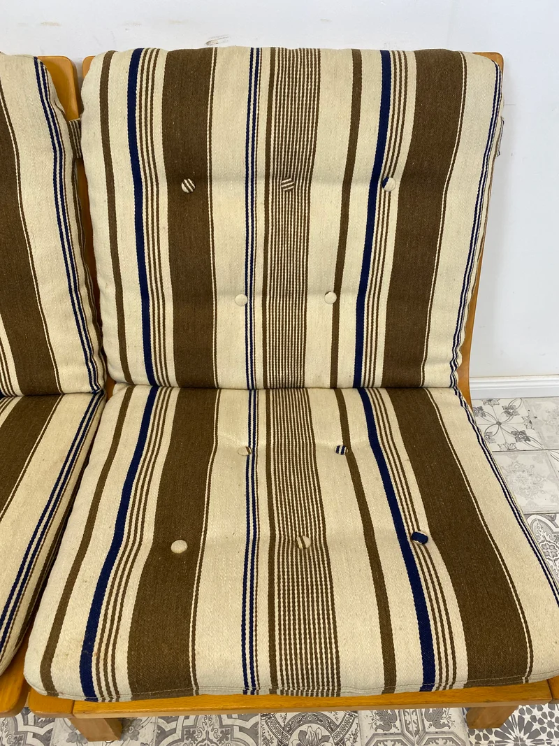 WMK Formschönes, minimalistisches und sehr gut erhaltenes skandinavisches Designerssofa von Karl-Erik Ekselius für JOC Vetlanda