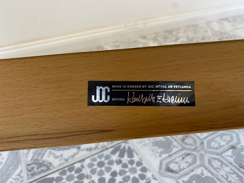 WMK Formschönes, minimalistisches und sehr gut erhaltenes skandinavisches Designerssofa von Karl-Erik Ekselius für JOC Vetlanda