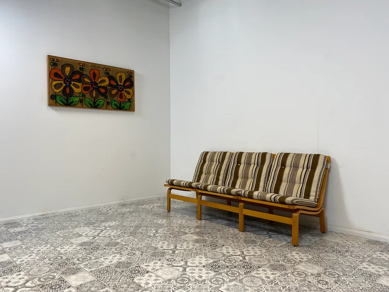 WMK Formschönes, minimalistisches und sehr gut erhaltenes skandinavisches Designerssofa von Karl-Erik Ekselius für JOC Vetlanda