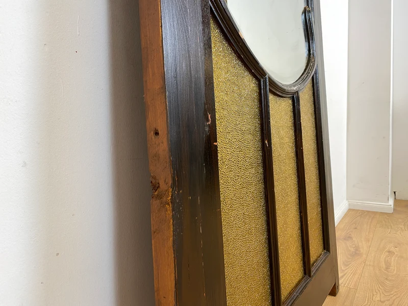 WMK Sehr gelungenes Upcycling einer antiken Tür aus vollem Holz zur schöner Flurgarderobe mit großem Spiegel & Kleiderhaken aus Messing