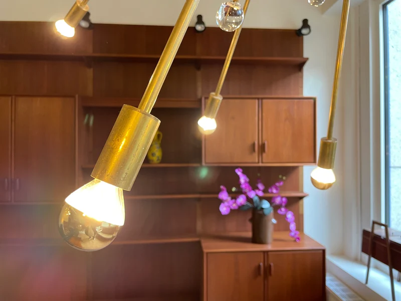 WMK Der Designklassiker! Berühmter und vollfunktionsfähiger Space Age Kronleuchter "Sputnik" in größter Ausführung (Ø150cm) aus Messing mit Murano Glaskugeln