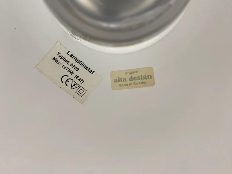 WMK Gut erhaltene skandinavische Designer Pendelleuchte Gustaf von alta design aus Aluminium und Chrom