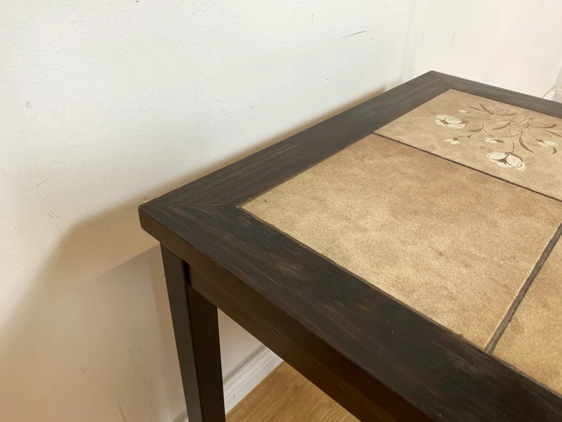 WMK Schöner skandinavischer Couchtisch aus Palisander mit kunstvoll gestalteten Fliesen