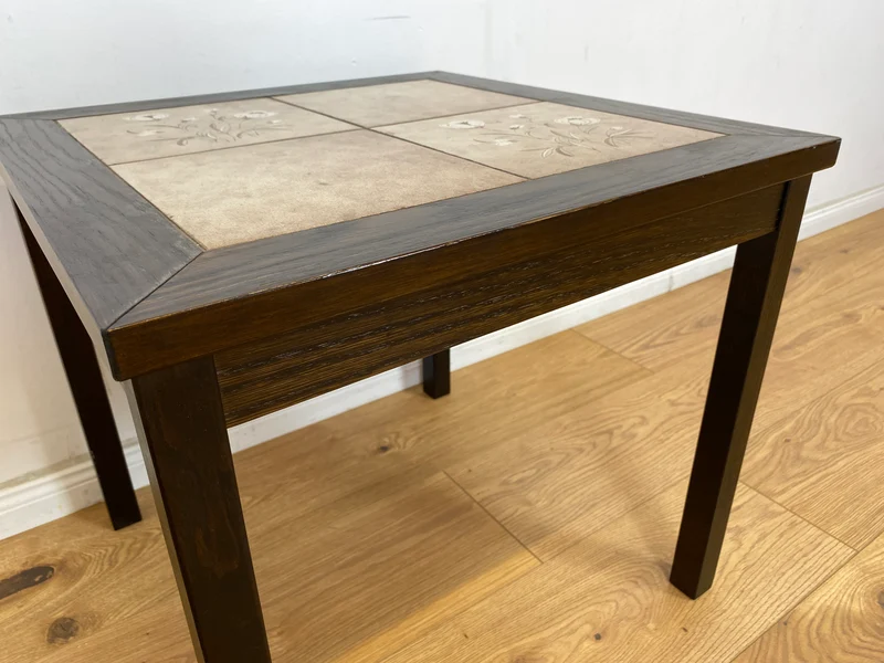 WMK Schöner skandinavischer Couchtisch aus Palisander mit kunstvoll gestalteten Fliesen