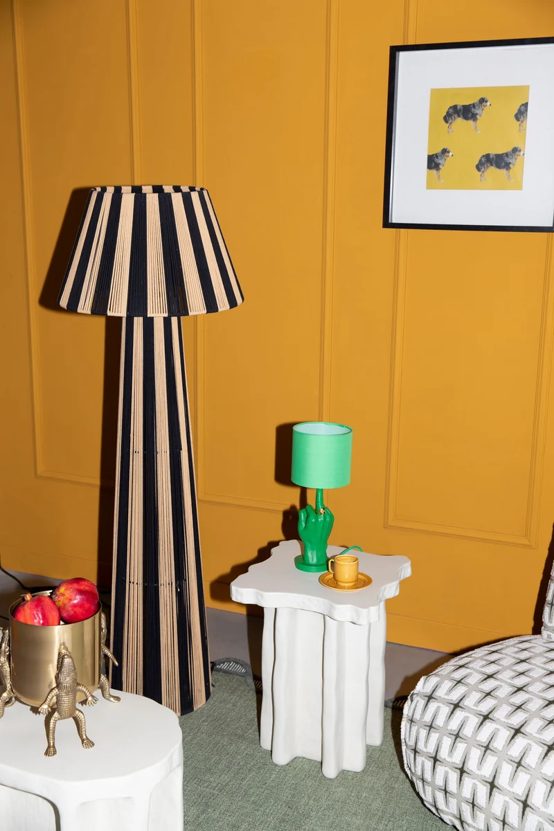 Bold Monkey Stehleuchte Stripe it up – Schwarz, Eisen, 51 × 51 × 149 cm