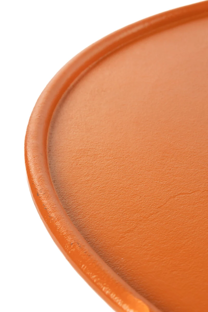 Bold Monkey Couchtisch Pinch Me – Orange, Aluminium, 59 × 59 × 34 cm