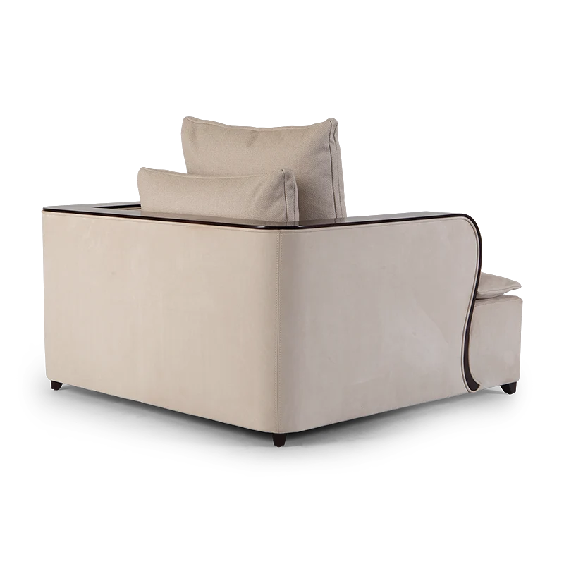 Christopher Guy Sofa 60-0689