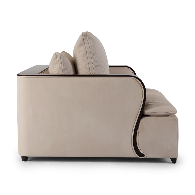 Christopher Guy Sofa 60-0689