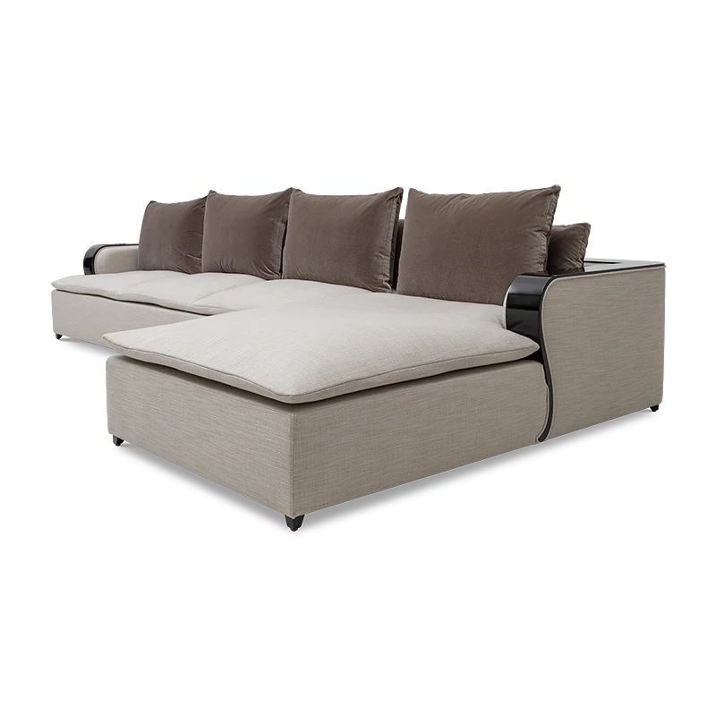 Christopher Guy Sofa 60-0684