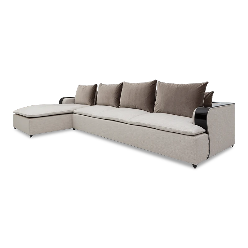 Christopher Guy Sofa 60-0683