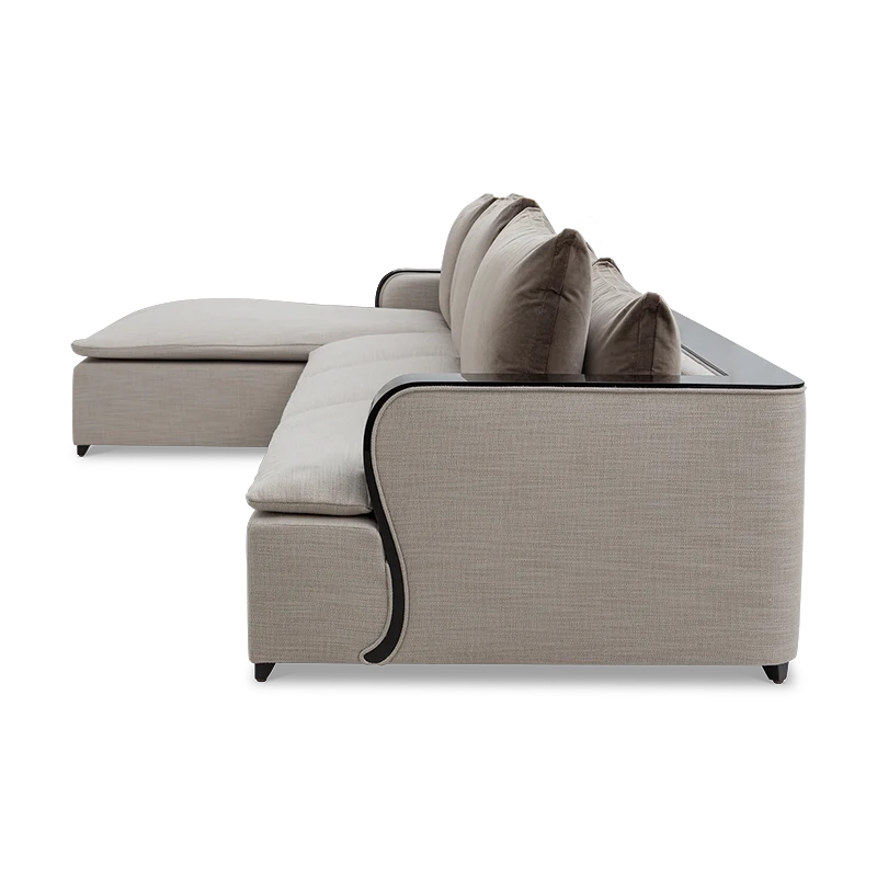 Christopher Guy Sofa 60-0683