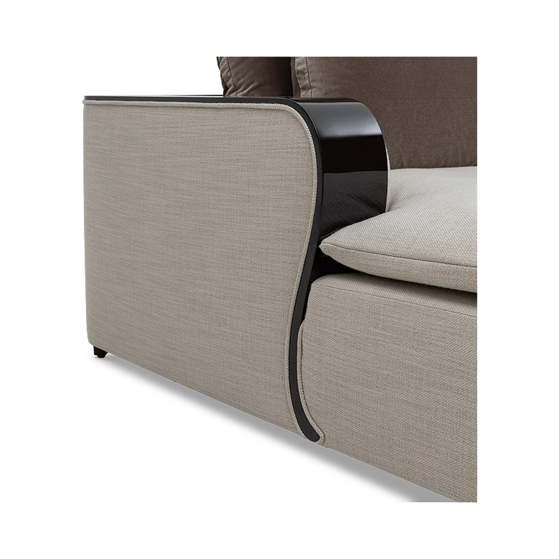 Christopher Guy Sofa 60-0683