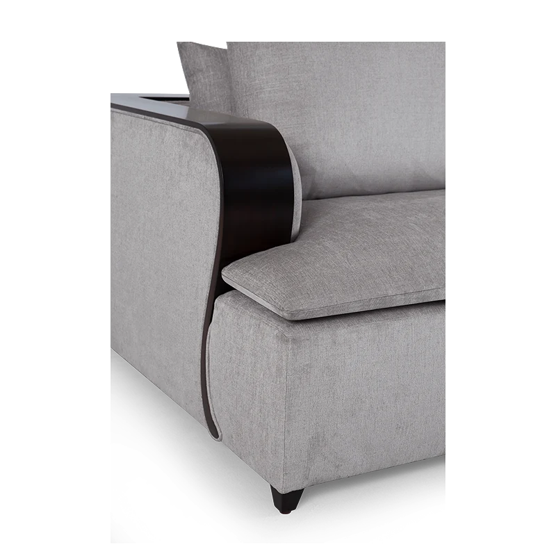 Christopher Guy Sofa 60-0680