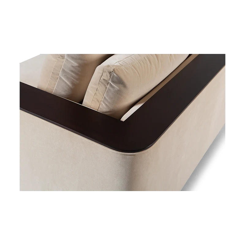 Christopher Guy Sofa 60-0661